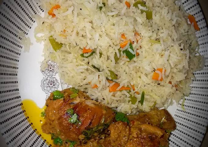 Vegetable rice with Maharani chicken...