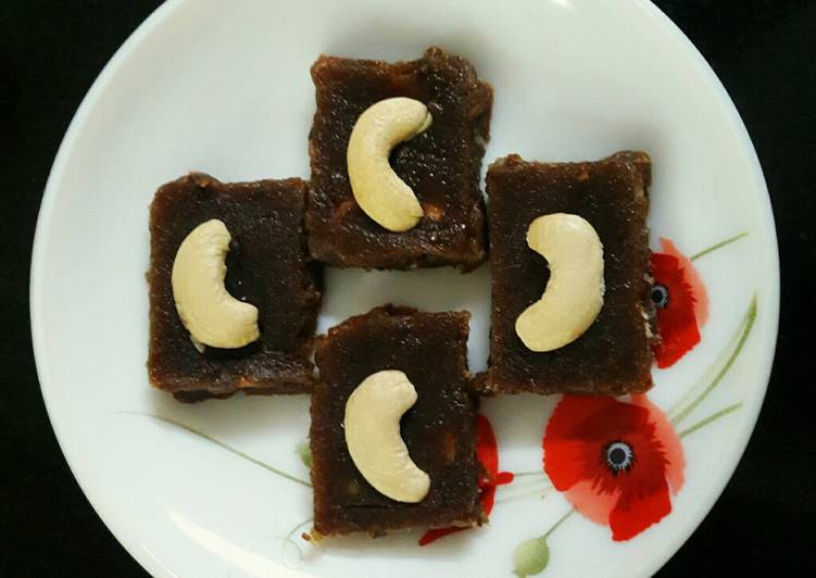 dates halwa nutritious with no added sugar recipe main photo