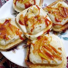 A picture of Bread box.
