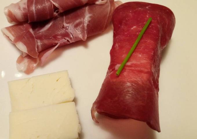 Easiest Way to Make Quick Involtini di bresaola e caprino