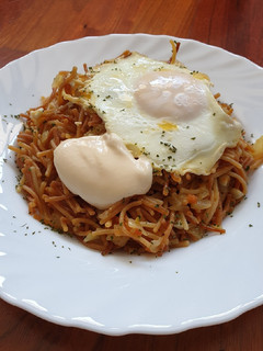 Una foto de Fideos con huevo