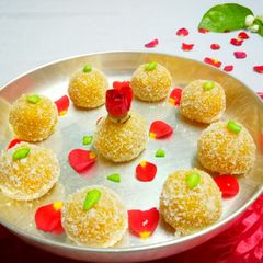 A picture of Mango Ladoo.