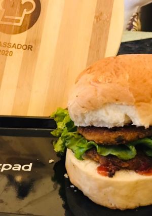 A picture of Shami kabab burger.