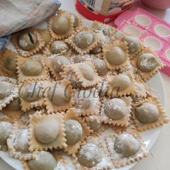A picture of Homemade Italian ravioli with spinach and potatoes 🥔🥬.