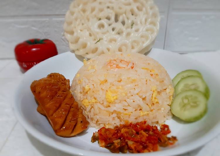 Bagaimana Membuat 36. Nasi Goreng Bawang Putih yang Enak