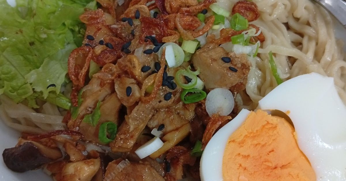 Mi Ayam Jamur, lezat dan harum