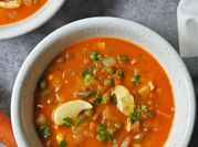 Una foto de caldo saludable
