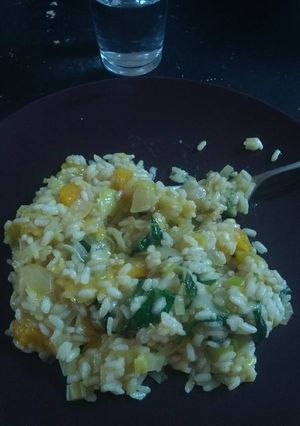 Una foto de Arroz con puerro y mango
