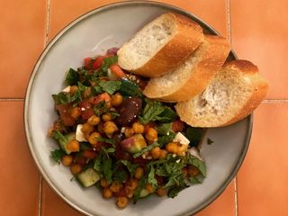 Greek Salad with fried Chickpeas