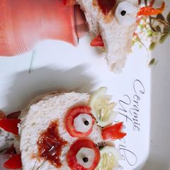 Halloween sandwich A picture of Halloween sandwich.