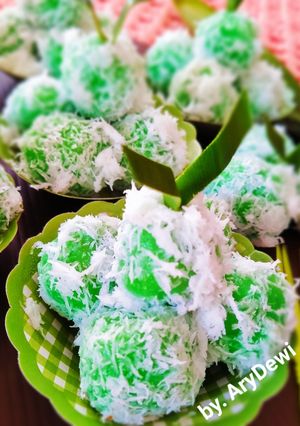Foto resep Klepon Kentang, Enak Praktis Untuk Ide Jualan