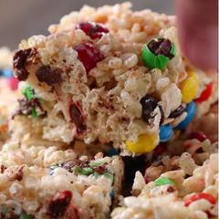 A picture of Chocolate Cereal Treats.