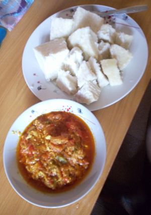 A picture of White yam and egg source.