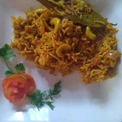 A picture of टोमॅटो राईस (Tomato rice recipe in marathi).