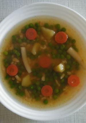 Borsóleves reszelt tésztával 👌 recept fotója