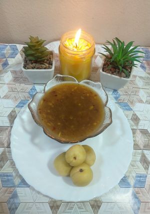 A picture of Apricot tamarind pulp chutney.