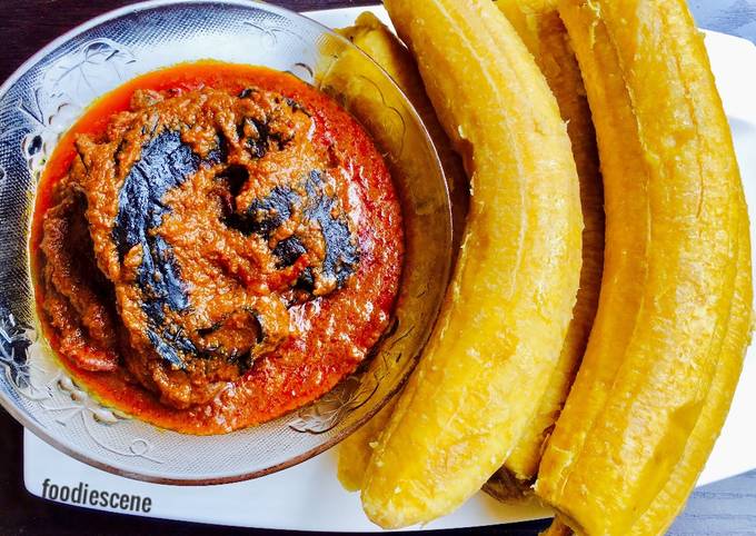 Bini Owo with Unripe Plantain