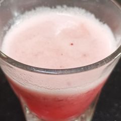 A picture of Plum juice.