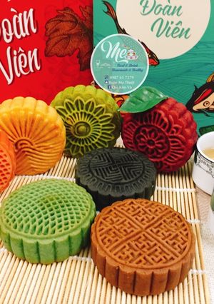 Hình của món Bánh trung thu nướng truyền thống.