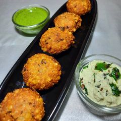 A picture of Sabudana Crispy Vada.