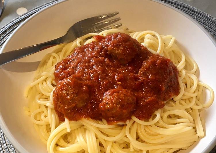 Step-by-Step Guide to Prepare Homemade Saturday Spaghetti &amp; Meatballs 🍝