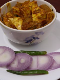 कड़ाई पनीर (kadai paneer recipe in Hindi) रेसिपी मुख्य फोटो