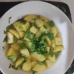 A picture of Chilled potato salad in tangy syrup.