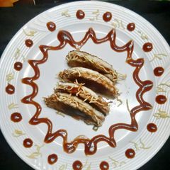 A picture of Bread Tacos.