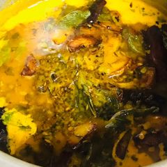 A picture of Dal Masoor cooked with milk.