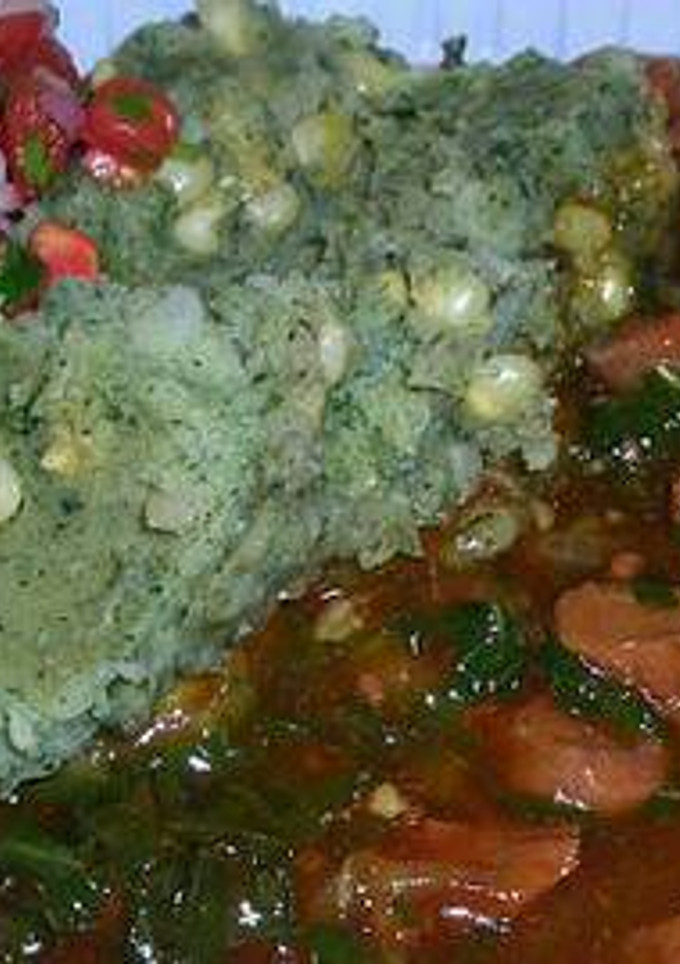 A picture of Mokimo with beef stew.