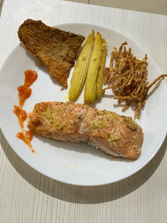 Foto resep Baked salmon with garlic butter