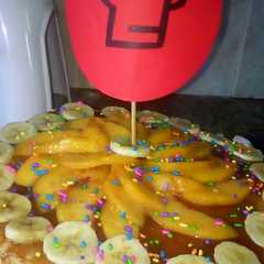 Una foto de Torta con frutas🍑🍌 cumplimos6