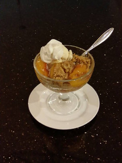 A picture of Fresh Peach Crumble.
