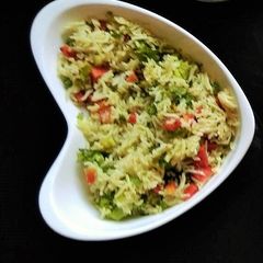 A picture of Warm broccoli rice salad.