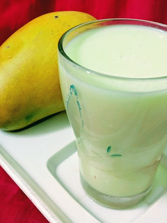 A picture of Mango shake.