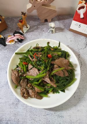 沙茶空心菜炒牛肉 的食譜成品照片