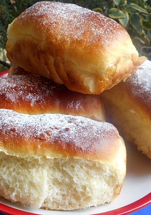 Házi barack és szilvalekváros bukta recept fotója