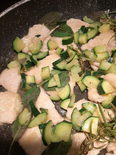 Foto di Straccetti di tacchino con zucchine