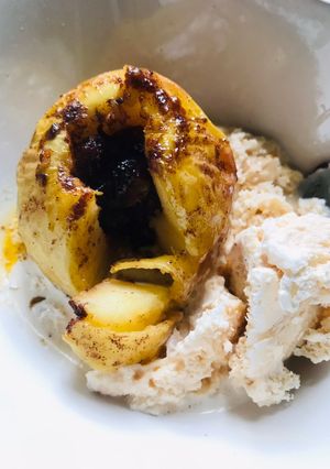 A picture of Baked Apple Dessert.