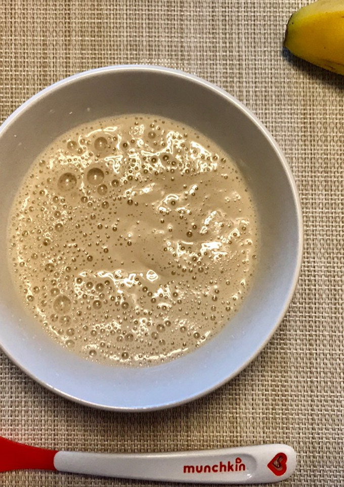 Una foto de Smoothie de banano y tofu para bebé