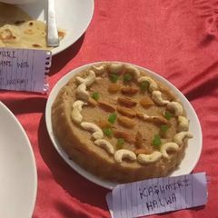 A picture of Kashmiri halwa.