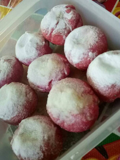 Foto resep Donat buah naga isi vla putih