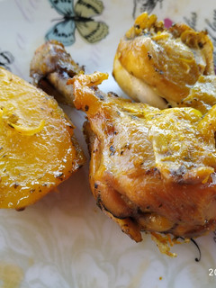 Una foto de Pollo estilo marroquí olla GM