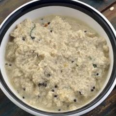 A picture of Coconut chutney.
