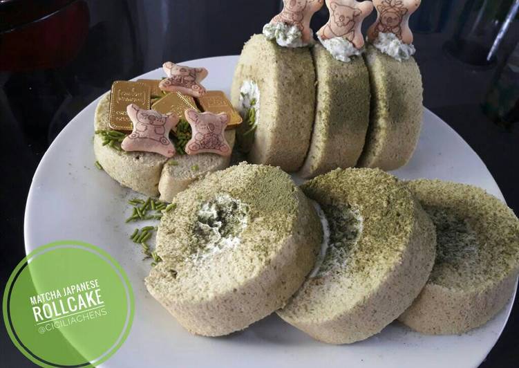 Matcha japanese rollcake