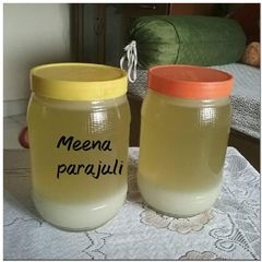 A picture of Homemade lemonade.