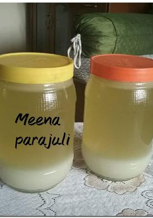 A picture of Homemade lemonade.