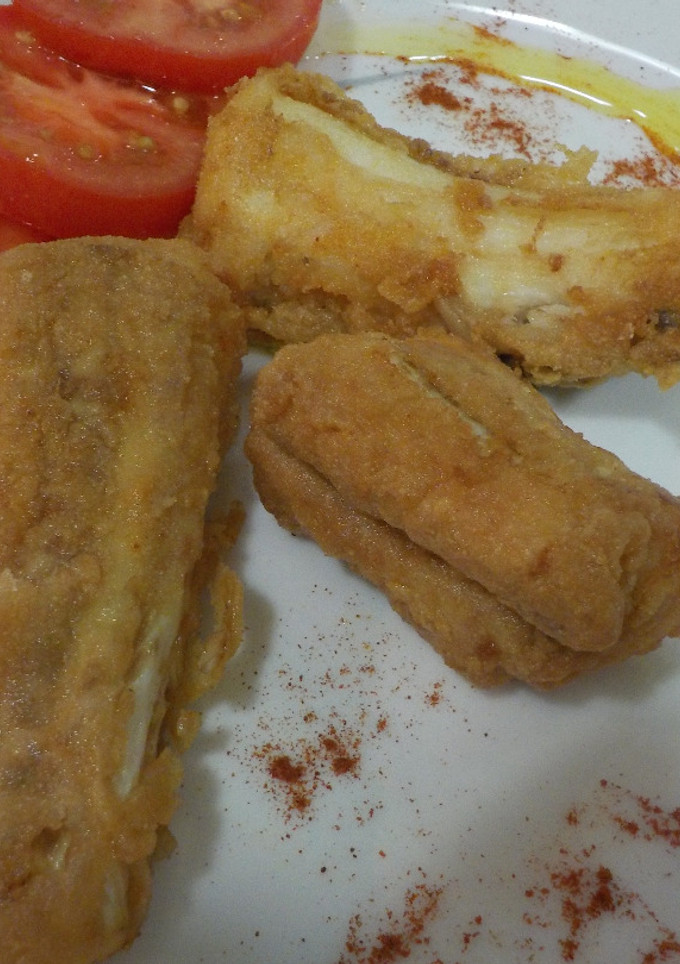 Una foto de Cazón (Musola) en adobo y rebozada