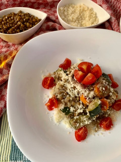 Foto di Insalata di lenticchie, cous cous e verdure
