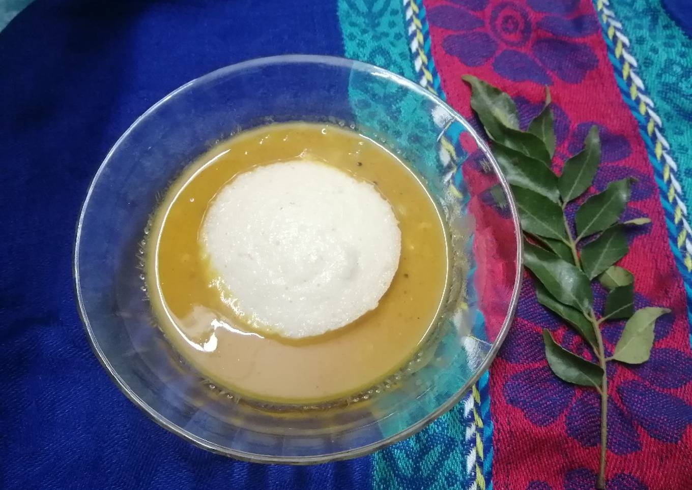 Idli sambhar